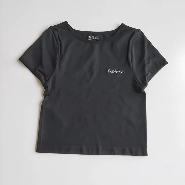 Ergonomic Support Solutions California Girl Seamless Cropped Embroidery Workout Shirt